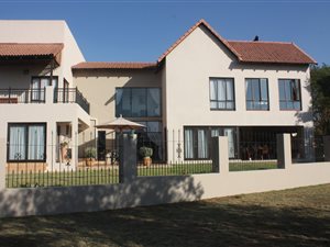 3 Bed House in Sable Hills Waterfront Estate