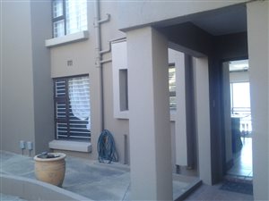 2 Bed Flat in Glenvista