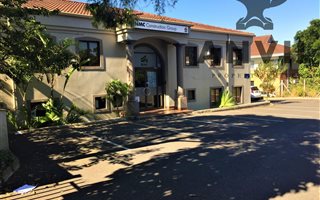 558 m² Office Space in Westville