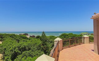 4 Bedroom House in West Bank