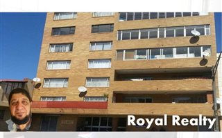 2 Bedroom Apartment in Newtown