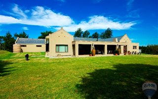 27.9 ha Farm in Mossel Bay