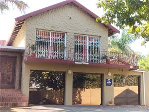 6 Bed House in Panorama