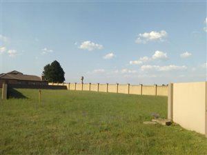 1110 m² Land available in Three Rivers