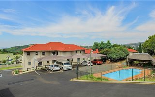 3 Bedroom Townhouse in Bassonia
