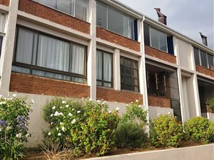 2 Bed Apartment in Caledon