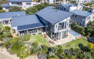 6 Bedroom House in Stonehurst Mountain Estate