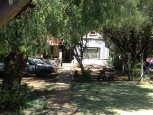 4 Bed House in Willows