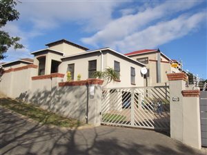3 Bed House in Vincent Heights