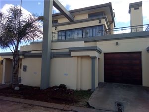 4 Bed House in Protea North