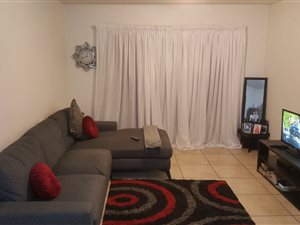 2 Bed Apartment in Kleinfontein
