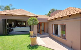3 Bedroom House in Magaliessig