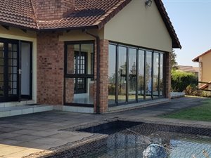 4 Bedroom Townhouse in Clifton Hill Estate