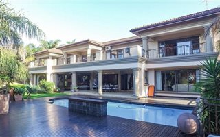 5 Bedroom House in La Lucia