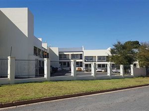 50 m² Commercial space in Florida North