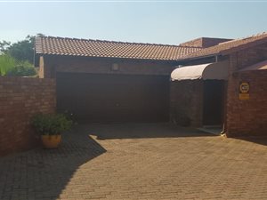 3 Bed Townhouse in Theresa Park