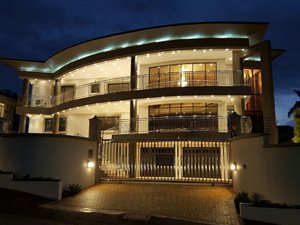 5 Bed House in Glenmore