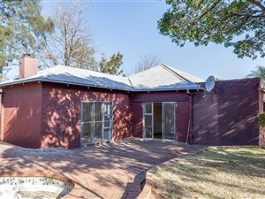 2 Bed House in Westdene