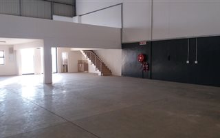 451 m² Industrial space in Willow Park Manor