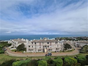 4 Bed Apartment in Pinnacle Point Golf Estate