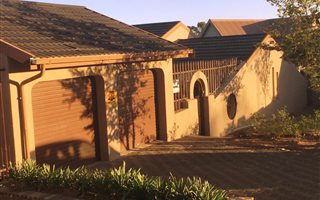 3 Bedroom House in Jordaan park