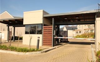 3 Bedroom House in Jamestown