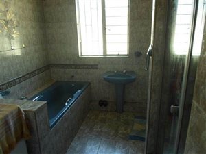 3 Bed House in Delmore Park