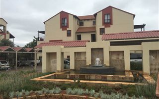 1 Bedroom Apartment in Hazeldean (Silverlakes Surroundings)