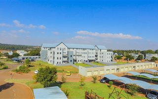 2 Bedroom Apartment in Glen Lauriston