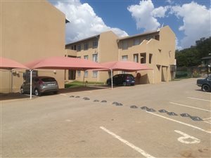 2 Bed Apartment in Naturena