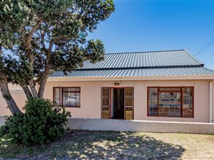 3 Bed House in Fish Hoek