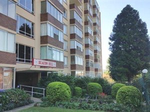 3 Bedroom Flat in Clarendon