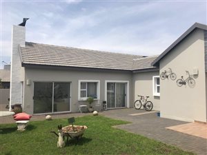 3 Bed House in Midstream Meadows