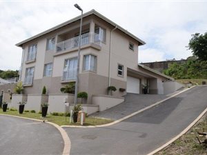 5 Bed House in Paradise Valley