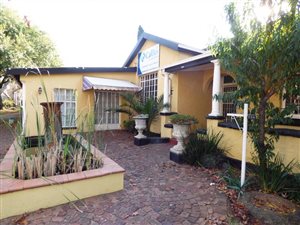 440 m² Office Space in Westdene