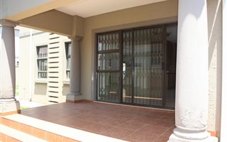 2.5 Bedroom Duplex in Petit