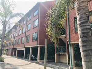 Bachelor apartment in Hatfield