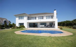 5 Bedroom House in Kromme River