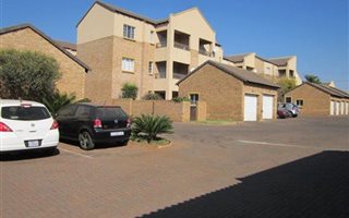 2 Bedroom Townhouse in Eco Park