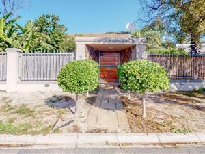 4 Bed House in Kuilsriver
