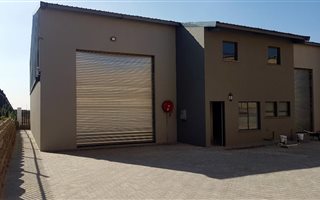 270 m² Industrial space in Chloorkop