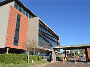 772 m² Office Space in Ashlea Gardens