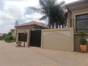 4 Bed Cluster in Essexwold