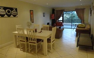 3 Bedroom Apartment in Blythedale Beach