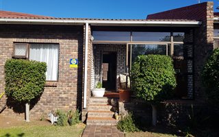 3 Bedroom Townhouse in Walmer Heights