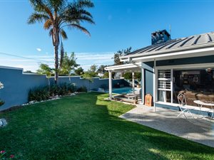 4 Bed House in Paarl Central West