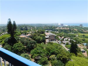 2 Bed Apartment in Amanzimtoti