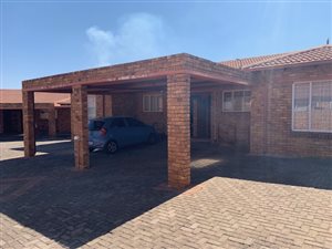2 Bed Townhouse in Wilro Park