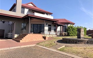 4 Bedroom House in Heritage Hill