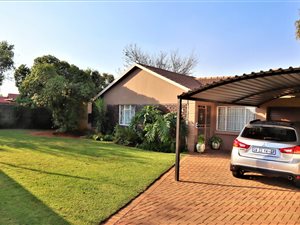 3 Bed House in Van Dyk Park